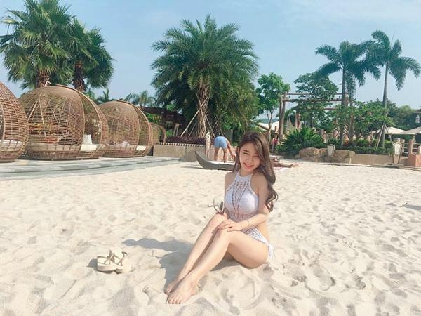 Nữ y tá nha khoa được cư dân mạng khen xinh đẹp-6