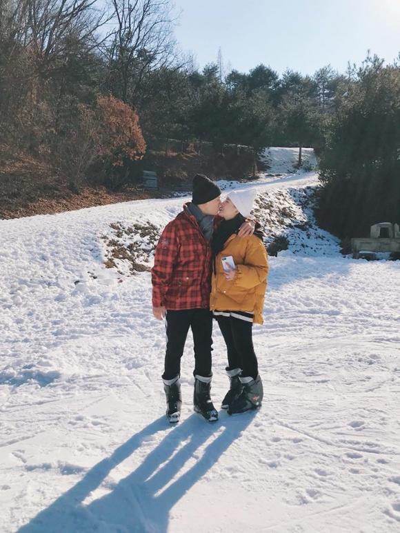 Hot girl - hot boy Việt 3/12: Phan Thành than thở thức trắng đêm vì lịch trình công việc-2