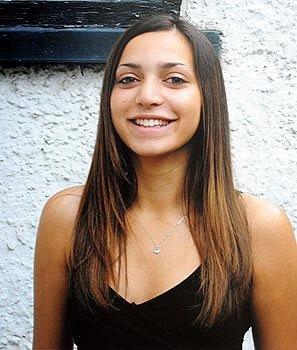 Nữ sinh Mỹ bị gán biệt danh sát thủ có gương mặt thiên thần-2