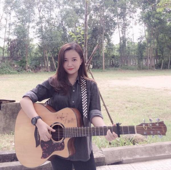 Nữ sinh Huế khiến người nghe lịm tim khi cover cực ngọt bài thơ Sóng của Xuân Quỳnh-2
