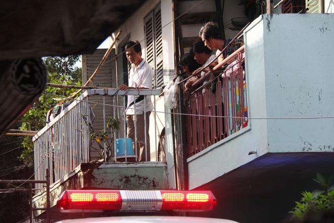 Vụ hỏa hoạn làm 3 mẹ con chết cháy: Người thân ngã quỵ, bật khóc nức nở tại hiện trường-7