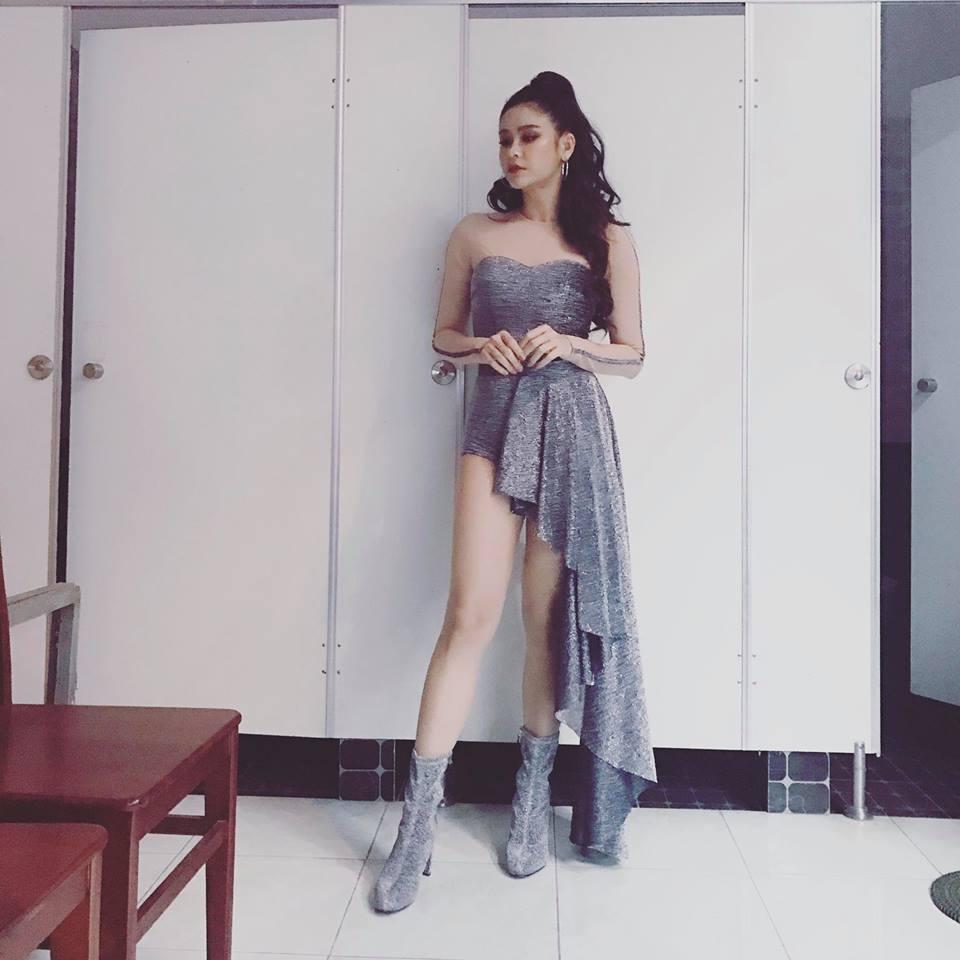 Gái một con Trương Quỳnh Anh và phong cách thời trang khiến mày râu mê đắm-9