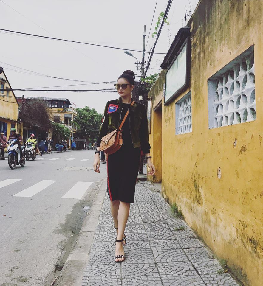 Gái một con Trương Quỳnh Anh và phong cách thời trang khiến mày râu mê đắm-13