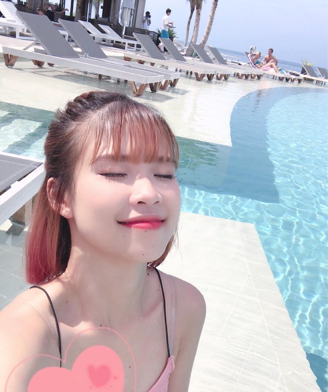 Tin sao Việt: Hoa hậu Thu Thảo hào hứng ăn phở mẹ nấu cùng chồng đại gia-3