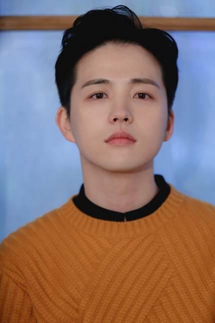 Sao Hàn 4/12: Song Joong Ki mua sách trẻ sơ sinh, ngầm thừa nhận Song Hye Kyo đã mang bầu?-6