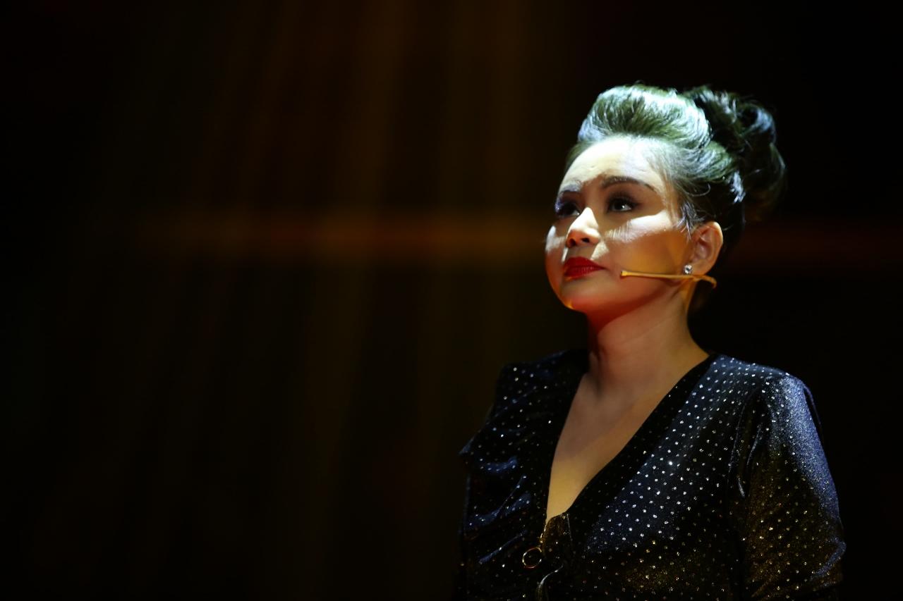 Bị tiếng thuê người đánh chồng, nghệ sĩ Lê Giang phẫn uất tìm đến cái chết-1