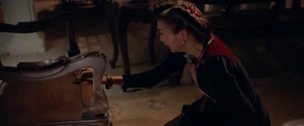 Clip: Dưới Cánh hoa tàn của Hương Tràm, Thanh Hằng khóc ngất sau khi xuống tay giết người tình-1