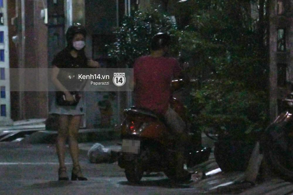 Tim tậu xe hơi mới trong lúc Trương Quỳnh Anh đưa con trai đi học bằng xe máy-11