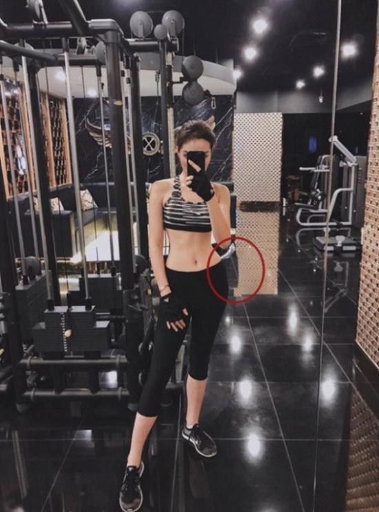 Angela Phương Trinh và Kỳ Duyên xuất hiện ở đâu là chỗ đó bị méo và cong vô lý-8