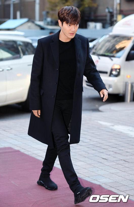 Sao Hàn 5/12: Mỹ nhân mặt đơ Shin Se Kyung đẹp không góc chết-8