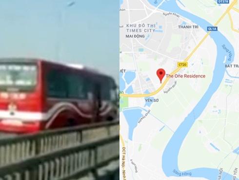 Xe khách phóng ngược chiều vun vút trên đường vành đai 3