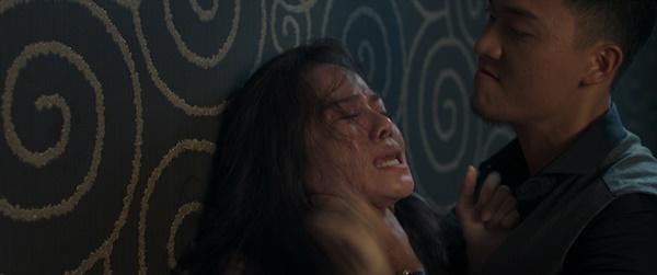 Nhật Kim Anh bị hành hạ bầm dập dẫn đến chấn thương-4