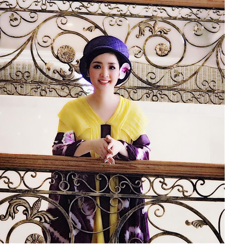 Kể cả khi là mỹ nhân không tuổi thì kiểu đồ này cũng chẳng còn hợp với Giáng My nữa!-4