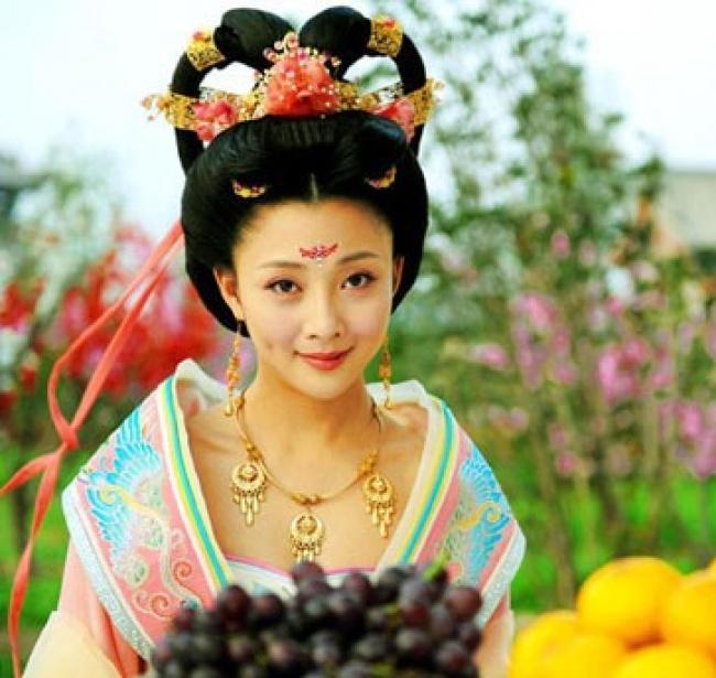 Gái mại dâm nổi tiếng Hy Lạp cổ đại: Kén khách mua vui, phạm tội vào tù vẫn được tha bổng nhờ vẻ đẹp thần thánh-3