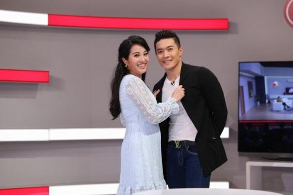 Những sao Việt từng nghĩ chồng mình không phải là đàn ông-11