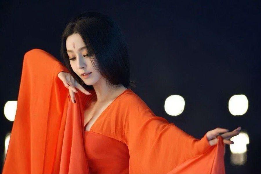 Những điệu múa lay động lòng người của mỹ nhân phim Hoa ngữ-3