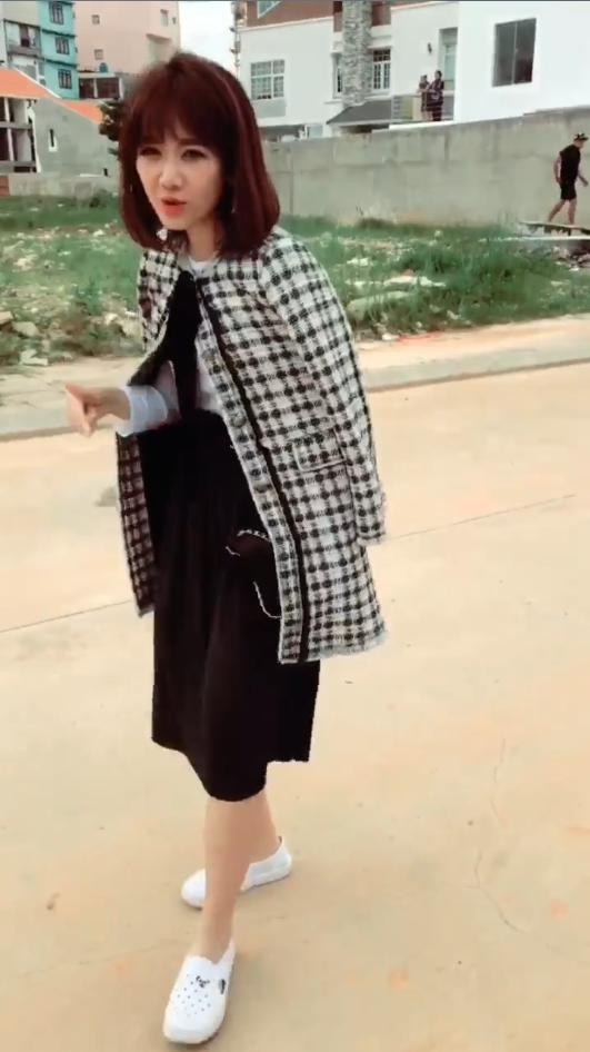 Bị tố mặc hàng hiệu mà đi giày dởm, Hari Won nói lái: Đừng có hỏi tiền vì tiền không là tất cả-2