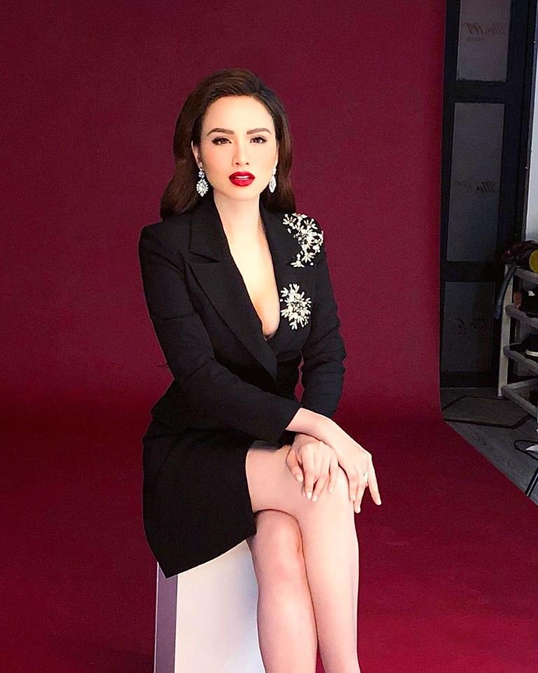 Diễm Hương nói về sự kiện Lê Giang: Nghệ sĩ phải bán đời tư cho thiên hạ thì ê chề, bẽ bàng lắm-4