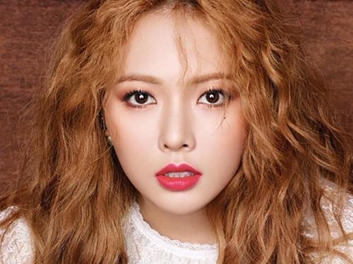 Đẳng cấp ‘nữ hoàng sexy’ HyunA: Mặc đồ thể thao thôi cũng đủ khiến fan ‘mất máu’