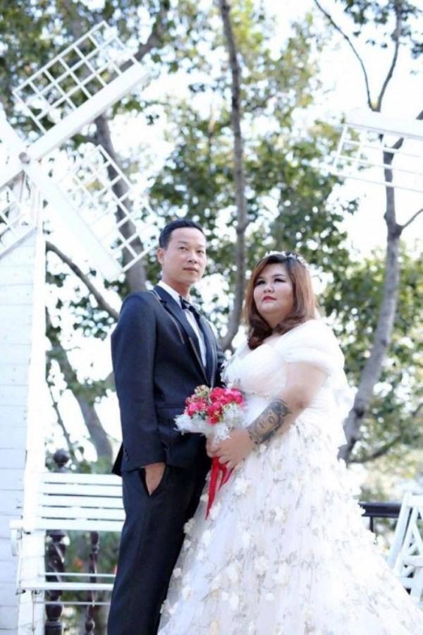 Chuyện tình gây chú ý của cặp đôi Bình Dương vợ 120kg, chồng nặng 60 kí-1
