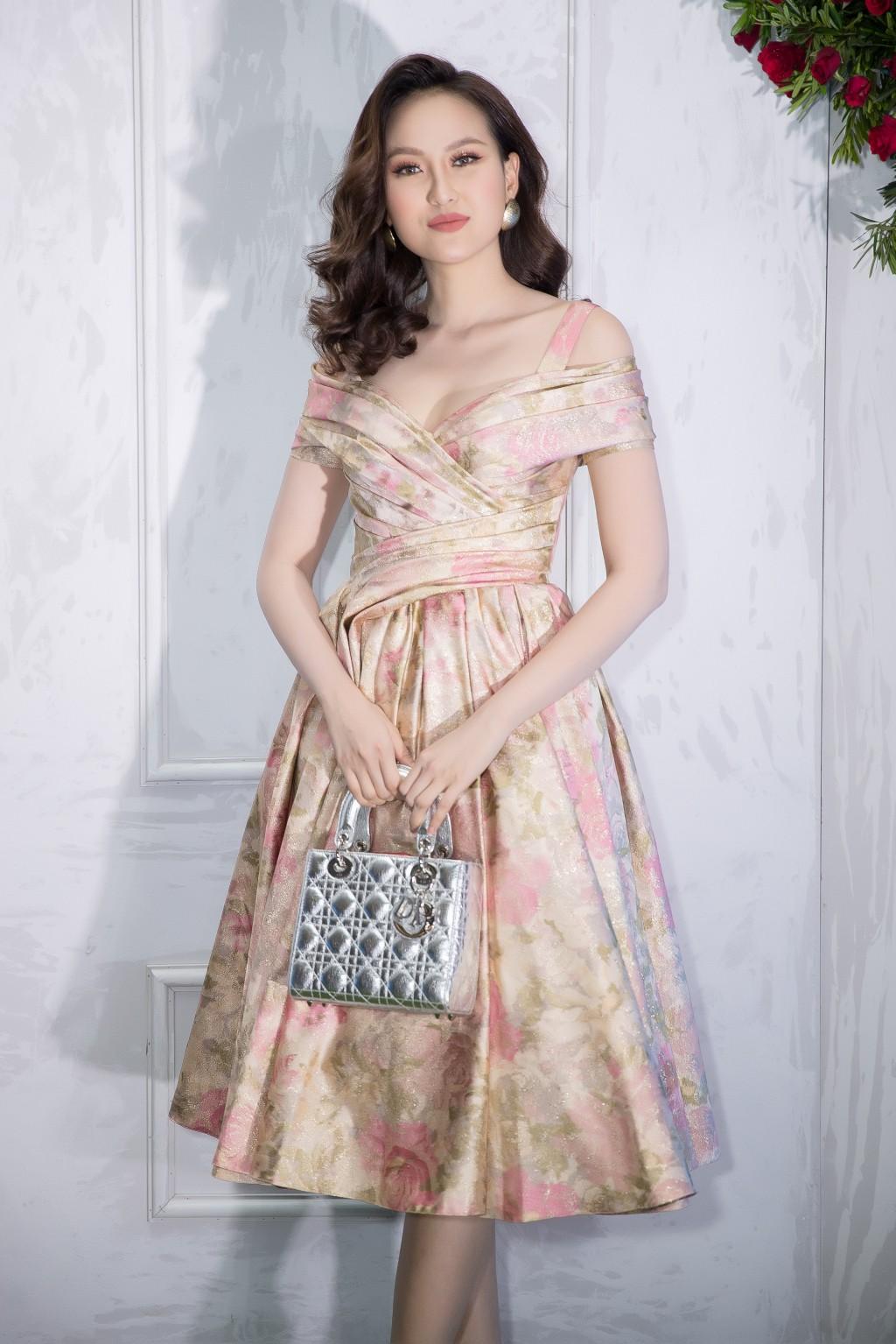 Bất chấp Phạm Hương cá tính nổi bật, Angela Phương Trinh vẫn chiếm spotlight thảm đỏ tuần này-9