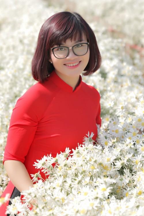 Bộ ảnh em chưa 18′ phiên bản cô giáo 38 tuổi khiến bao người phải trầm trồ-4