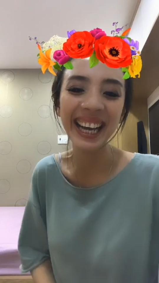 Thu Trang trách yêu fan: Chính các em khiến chị bị ảo tưởng về khả năng ca hát-1