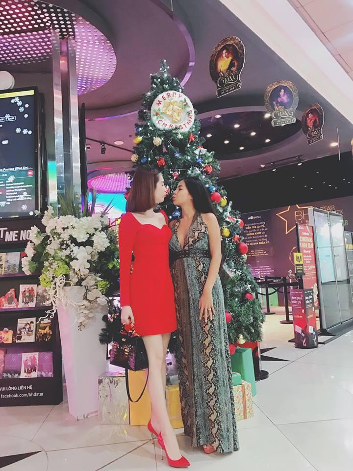 Tin sao Việt: Phạm Hương động viên thí sinh Hoa hậu Hoàn vũ từng bị đánh vì màu da khác biệt-3