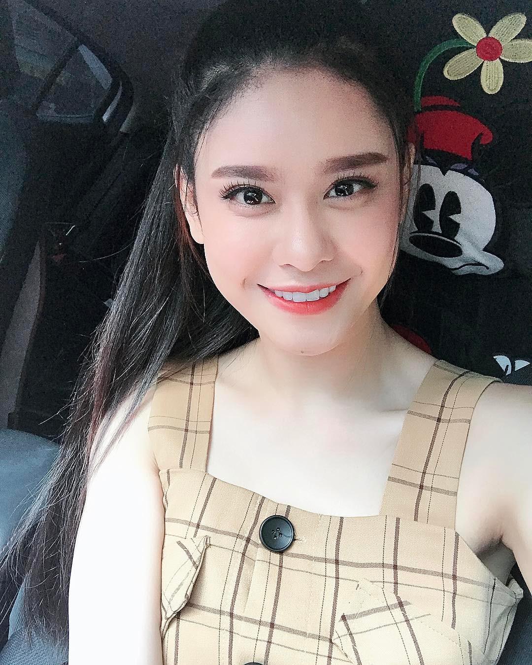 Tin sao Việt: Phạm Hương động viên thí sinh Hoa hậu Hoàn vũ từng bị đánh vì màu da khác biệt-10