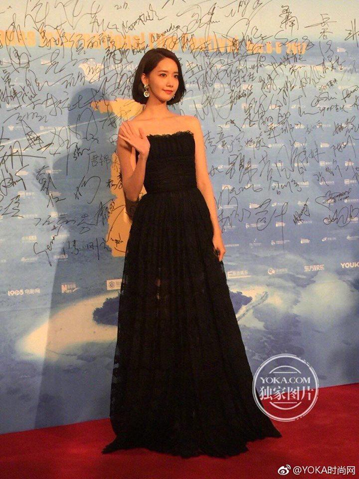 Sao Hàn 8/12: Lee Seung Gi sánh đôi bên tiên nữ cử tạ Lee Sung Kyung-3