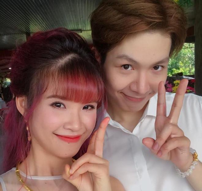 Những đôi trẻ nổi tiếng làm đám cưới trong năm 2017-4