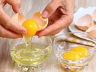 Vì sao không nên ăn trứng sống?