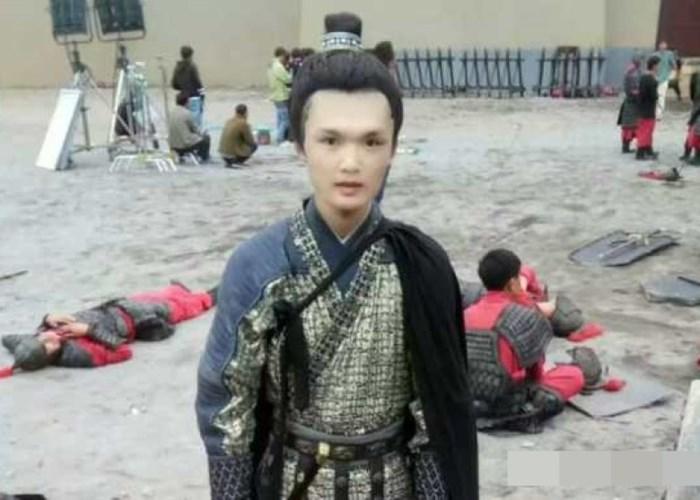 Nam diễn viên Trung Quốc qua đời ở tuổi 23 vì chụp ảnh mạo hiểm-1