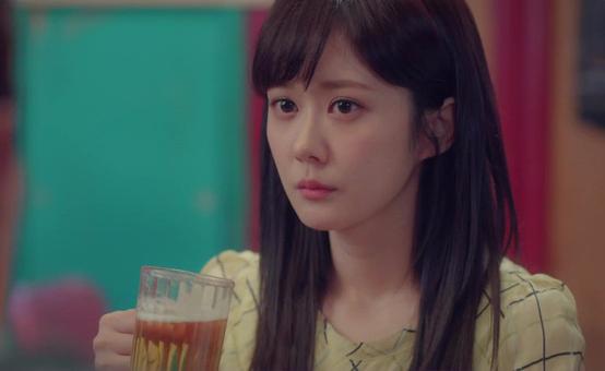 Cái kết bất ngờ cho cô nàng thi thoảng lại lén nhét tiền vào ví bạn trai nghèo-2