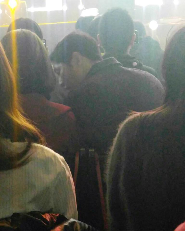 Song Hye Kyo tăng cân rõ rệt khi xuất hiện bên chồng trong concert của IU-2