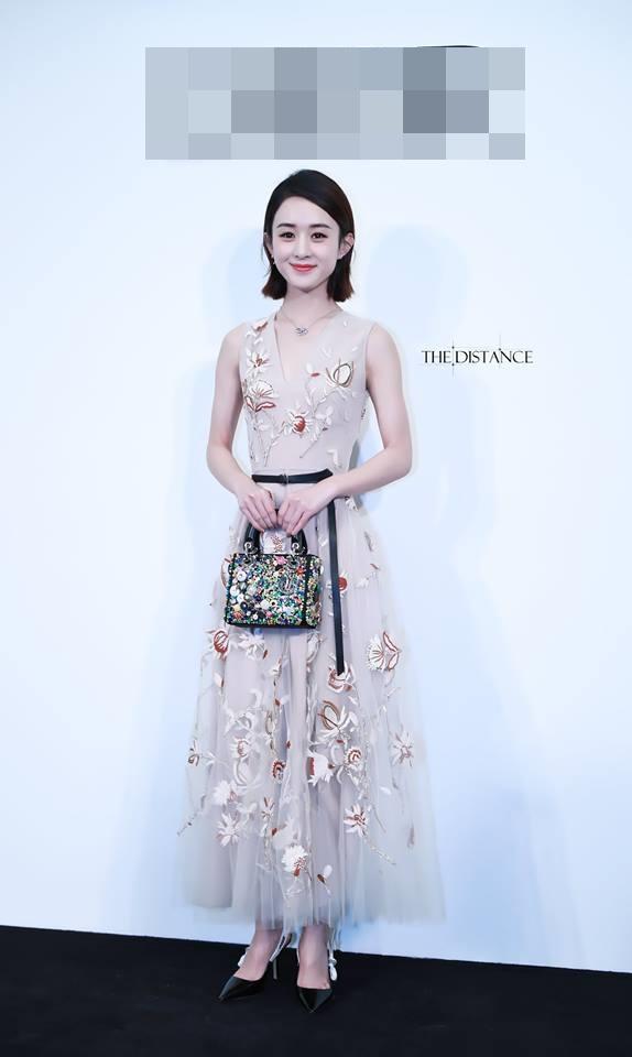 Triệu Lệ Dĩnh bị chê tạo mãi một dáng, kém sang so với Angela Baby, Cảnh Điềm-1