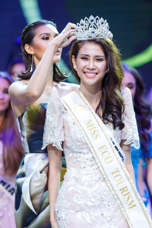 Á khôi Liên Phương bất ngờ đoạt vương miện Miss Eco Tourism 2017-1