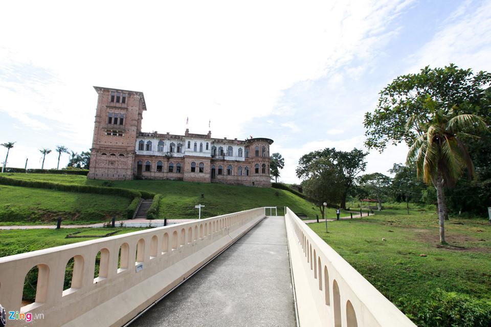 Khám phá lâu đài bí ẩn nhất Malaysia-2