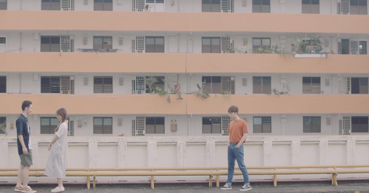 Tình Yêu Chậm Trễ: Có những mối tình chậm một giây thôi là mất nhau cả đời-2