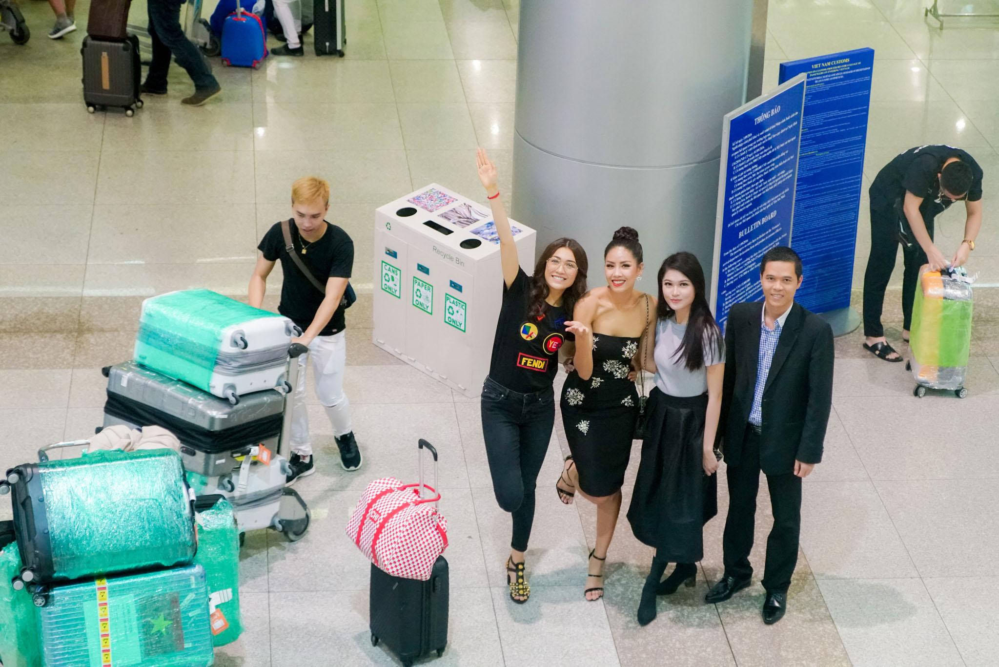 Nguyễn Thị Loan rạng rỡ ngày trở về trong vòng tay fans từ cuộc thi Miss Universe-2