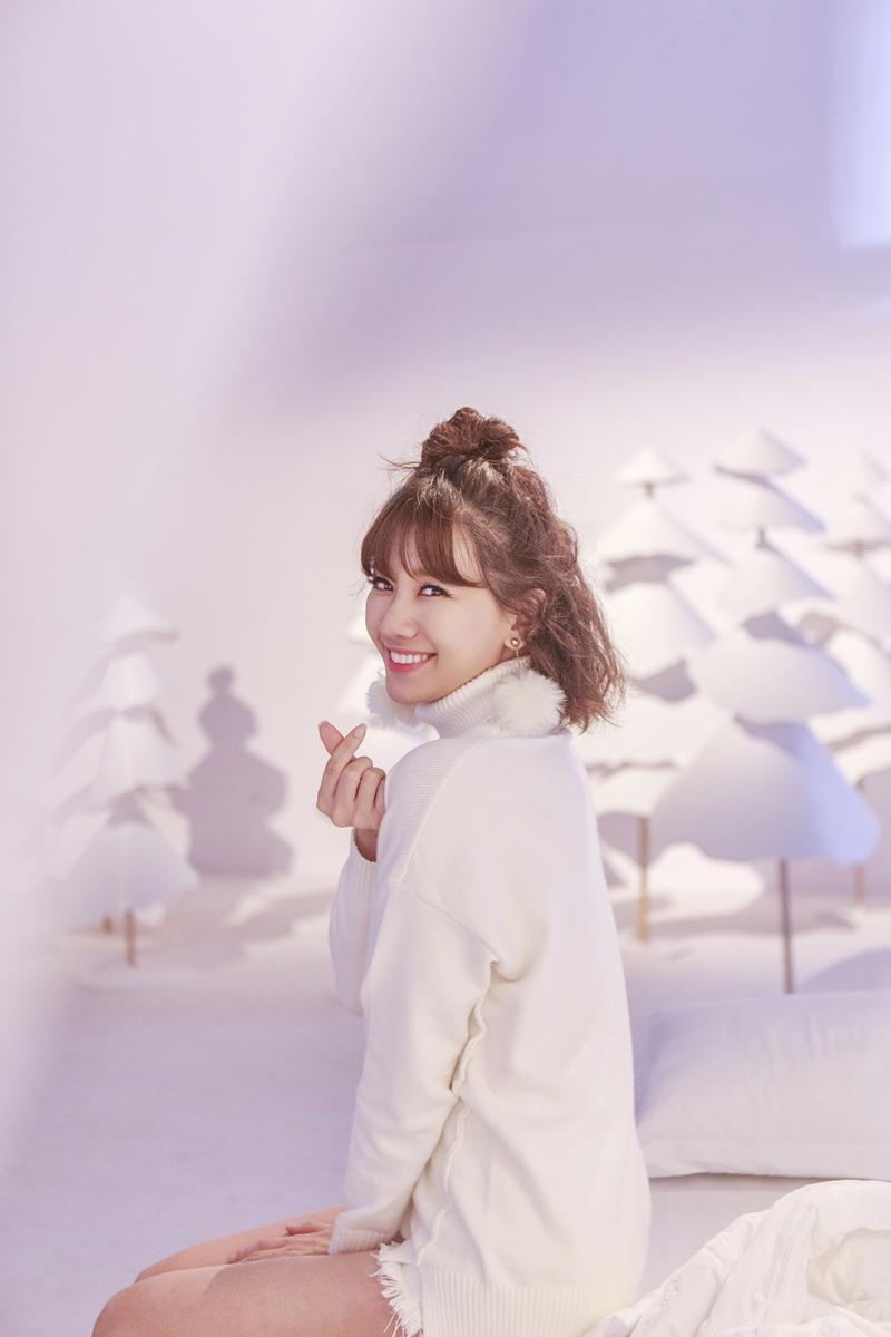 Hari Won như teen-girl chính hiệu trong MV Giáng sinh-4