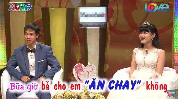 Anh chồng trẻ bị vợ hơn 5 tuổi cho ‘ăn chay’ suốt hơn 1 năm từ khi mang bầu tới lúc sinh-9