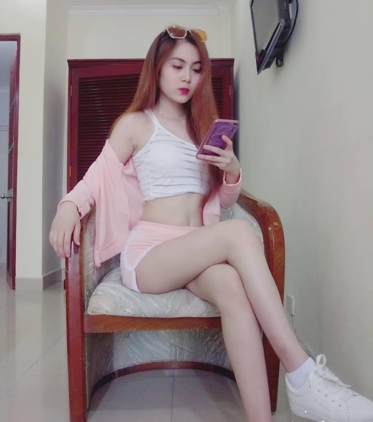 Nữ sinh Sài Gòn được mệnh danh hot girl vòng eo 58-7