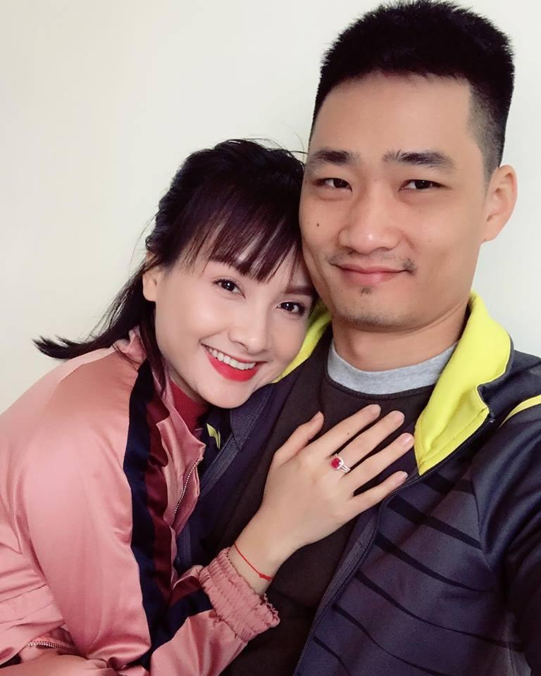 Phản ứng của ông xã Bảo Thanh khi thấy vợ tổng kết năm bị lừa gạt lại còn bắt nạt-1