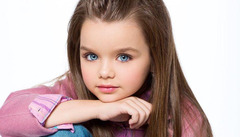 Cô bé 6 tuổi nổi đình đám tại Nga vì xinh như thiên thần-3