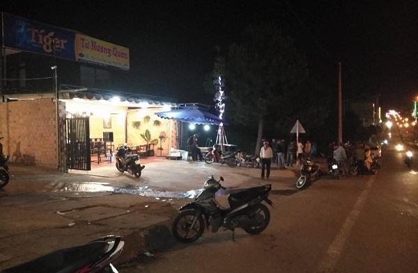 Cha ruột đâm chết con trai 5 tuổi trước quán nhậu-3