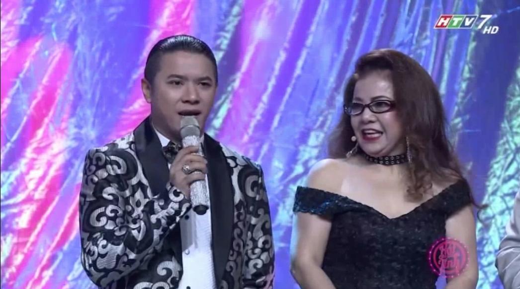 Mẹ Kasim Hoàng Vũ khóc ròng kể lại quá khứ định ôm con nhảy sông tự vẫn vì áp lực ly hôn-5