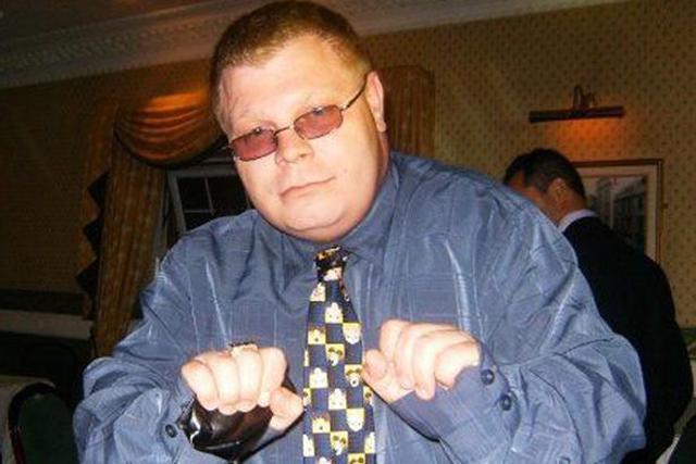 Bức thư đau lòng của cậu bé bị mẹ đẻ bạo hành dã man, phải ăn thức ăn của chó-1