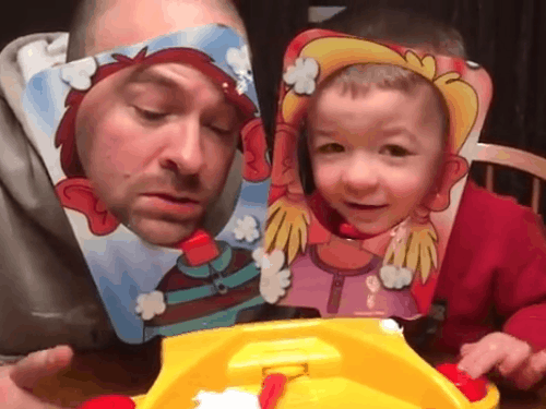 Trò chơi 'khủng khiếp' nhất trong sinh nhật bạn thân