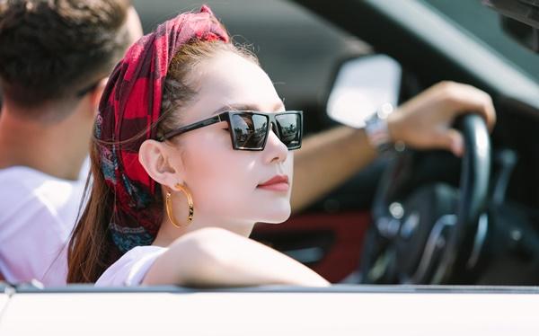 Minh Hằng gói ghém năm 2017 bằng 1 MV thâu tóm hàng loạt scandal nổi đình đám-4